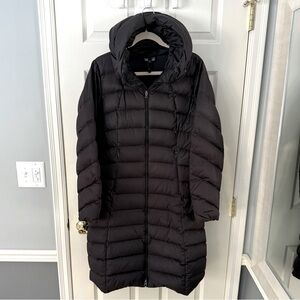 Patagonia long puffer parka women’s size medium